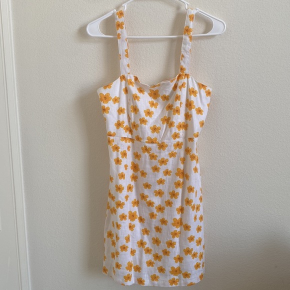 Forever 21 Dresses & Skirts - Forever 21 summer floral mini dress